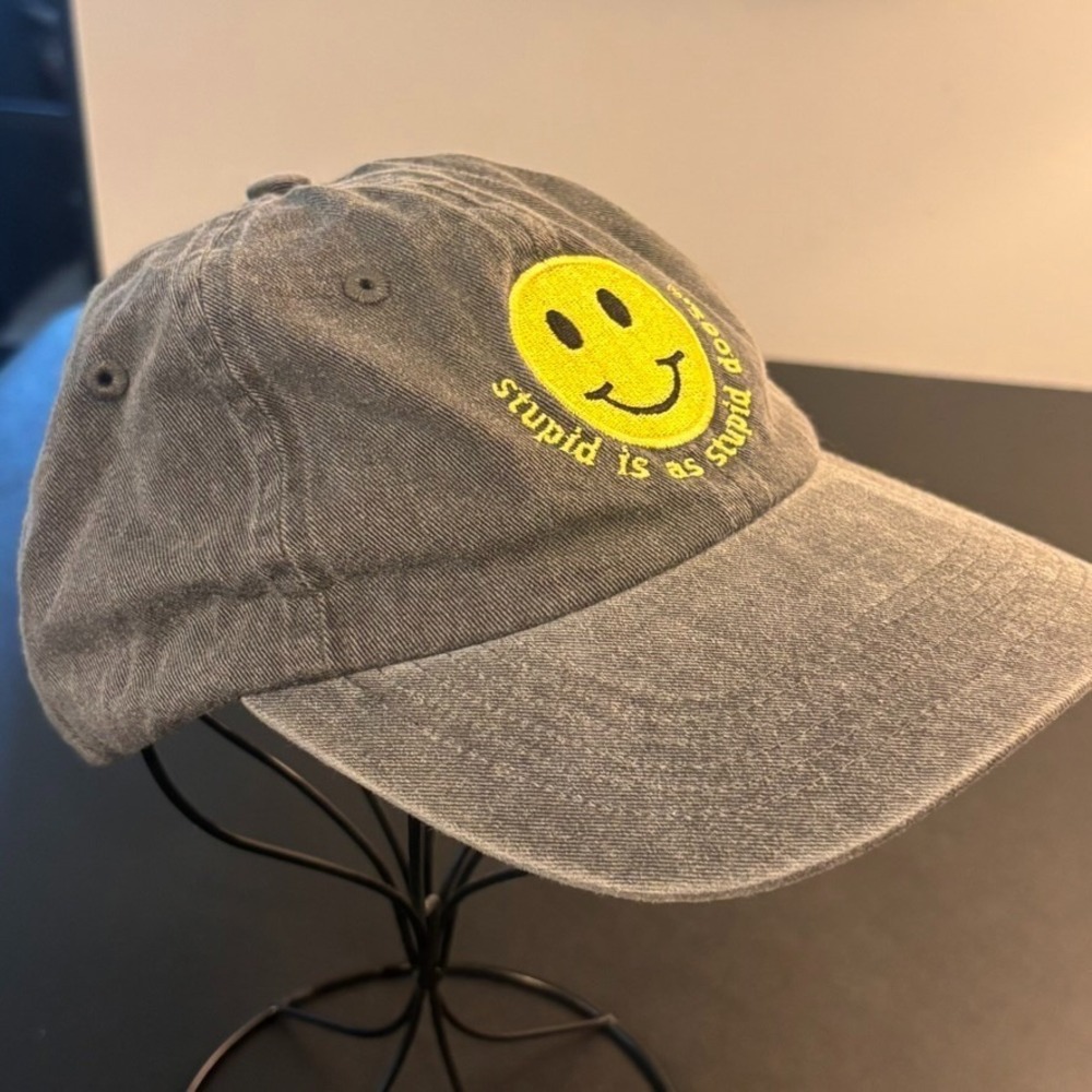 Bubba Gump Shrimp Co. "Stupid is as Stupid Does" Smile Face Cap Adjustable